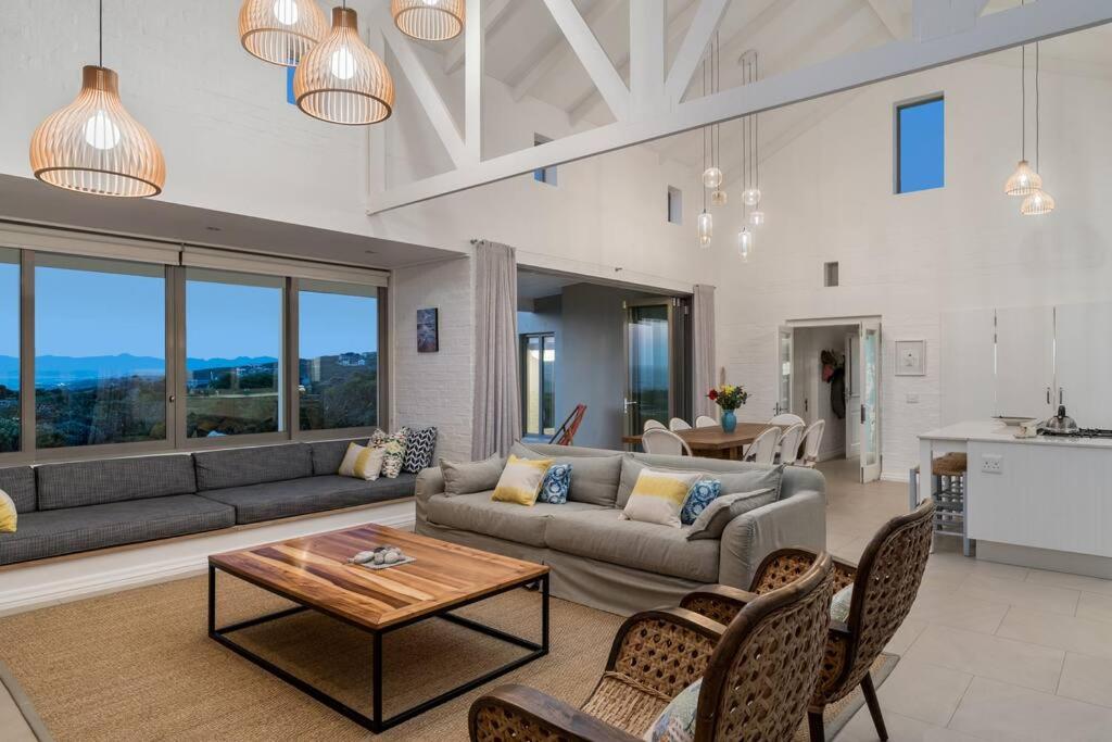 Romansbaai Oceanview Retreat