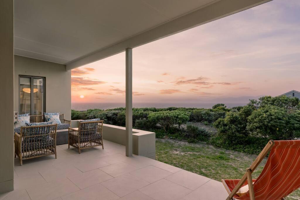 Romansbaai Oceanview Retreat