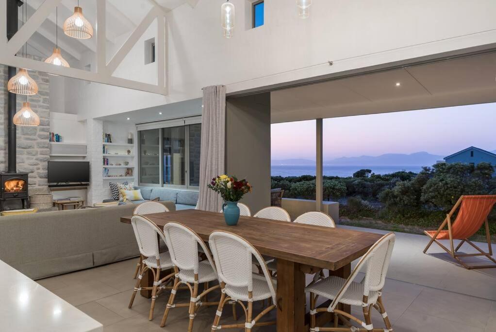 Romansbaai Oceanview Retreat