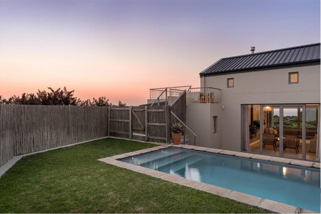 Romansbaai Oceanview Retreat