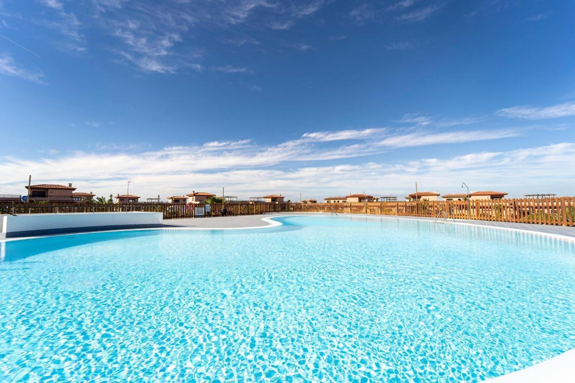 Villa Majanicho con piscina