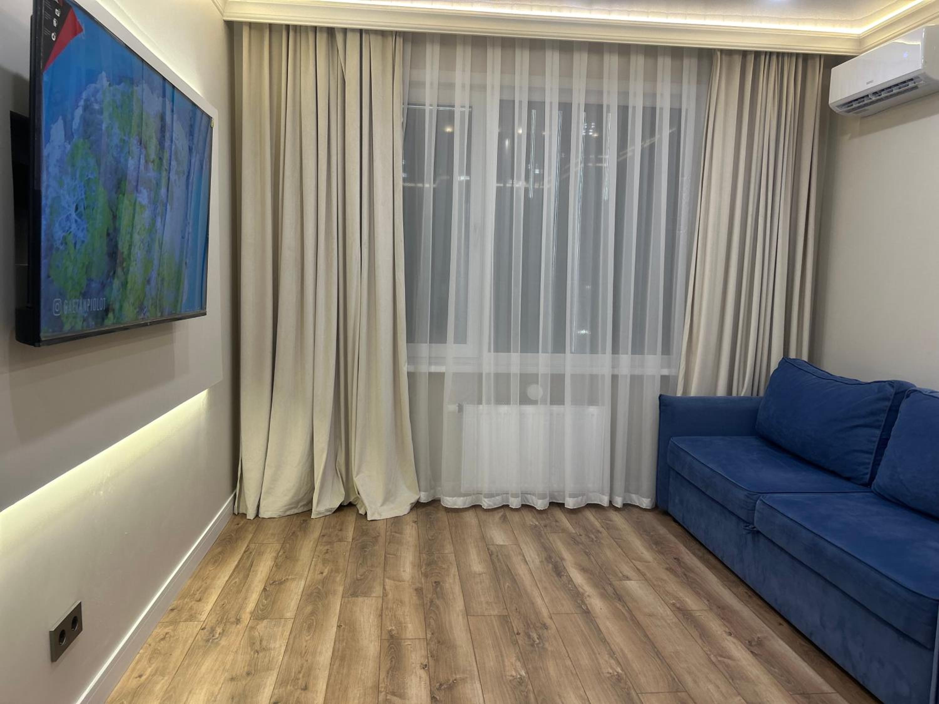 Shine Apartments