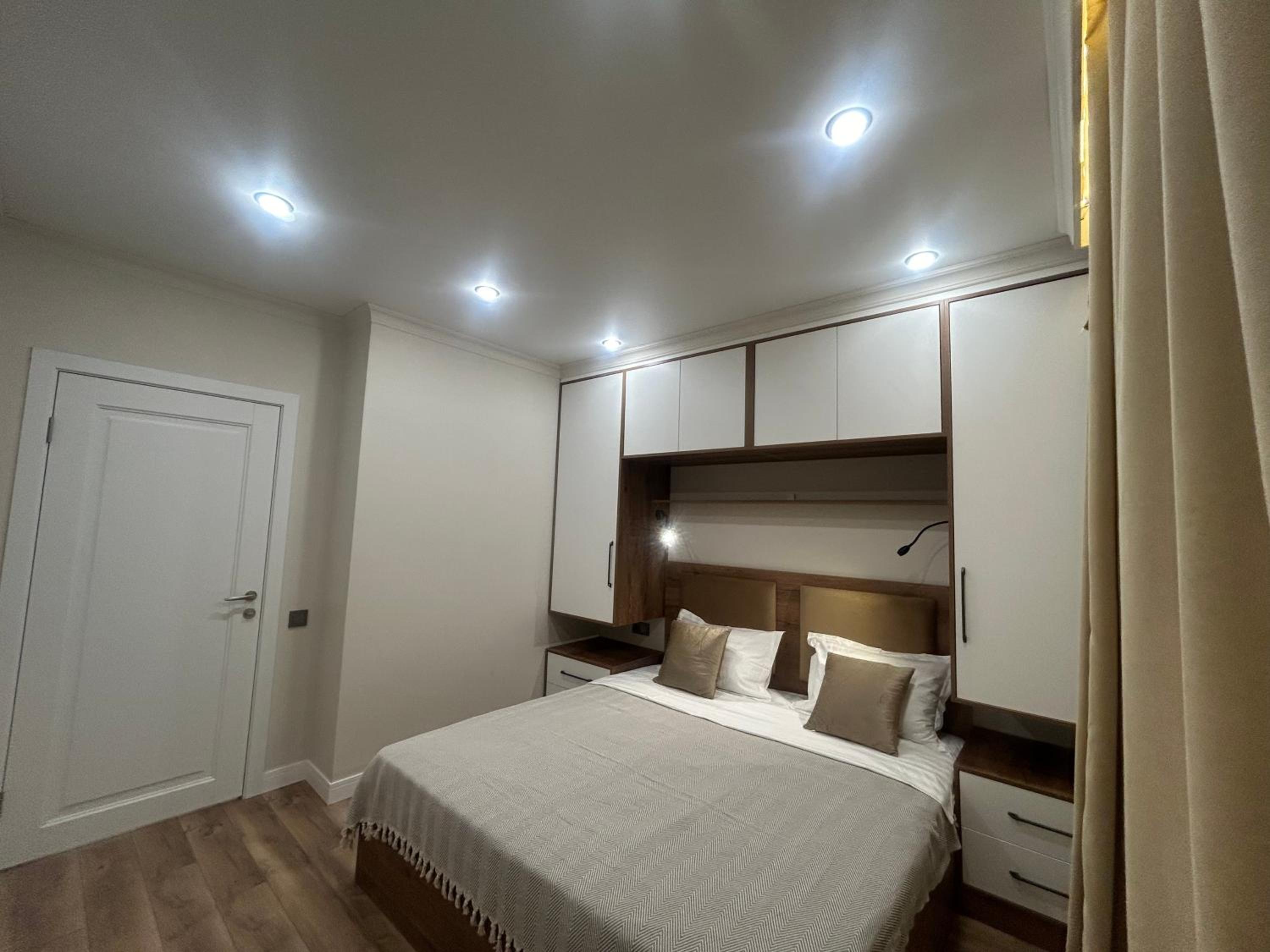 Shine Apartments