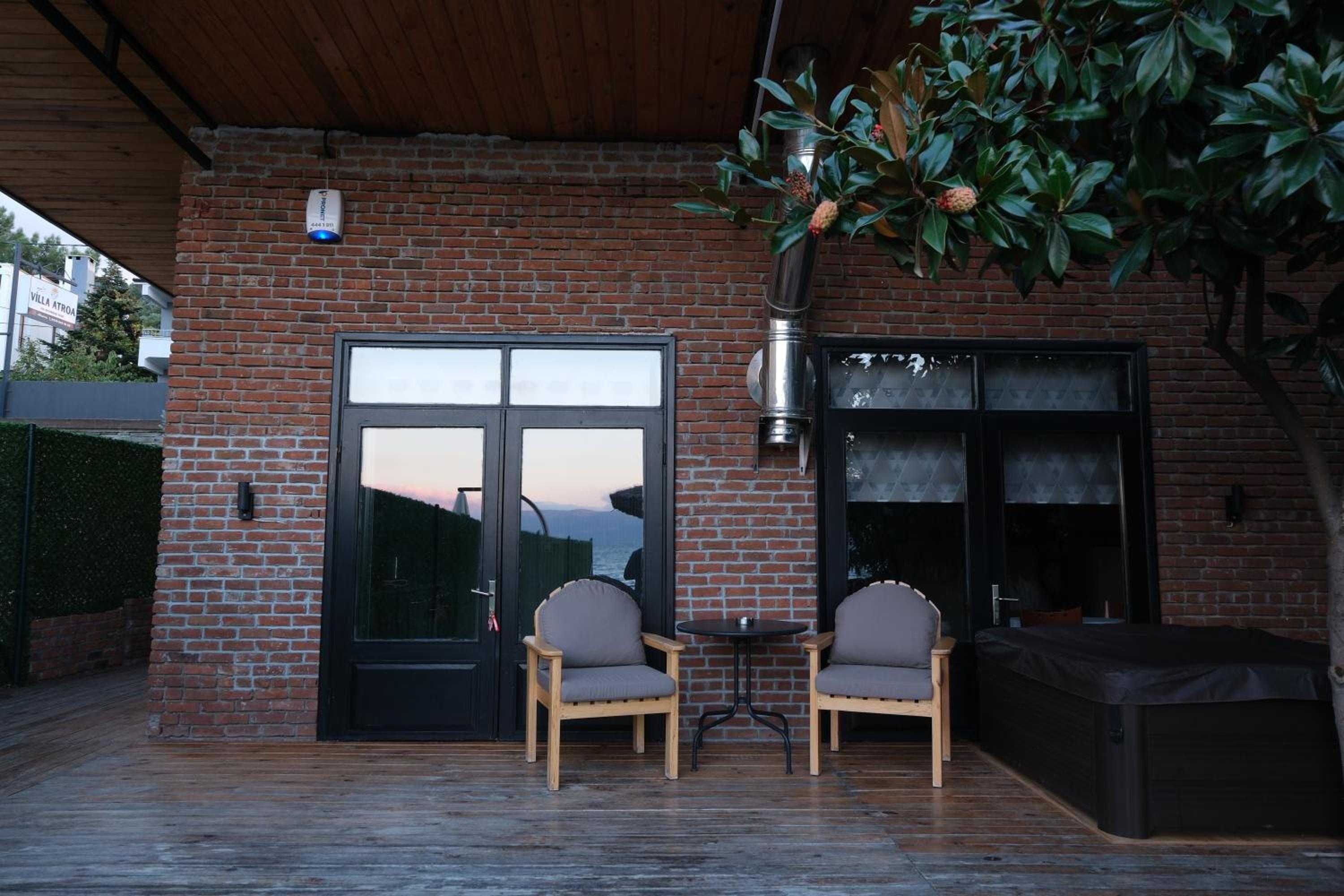 Photo 75