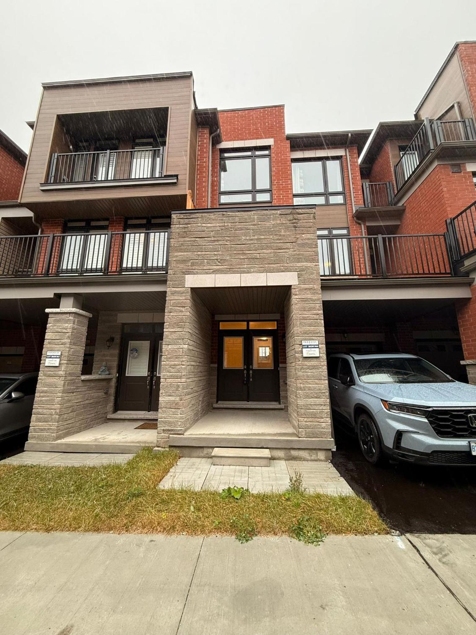 Premium 4BR Villa in Ajax