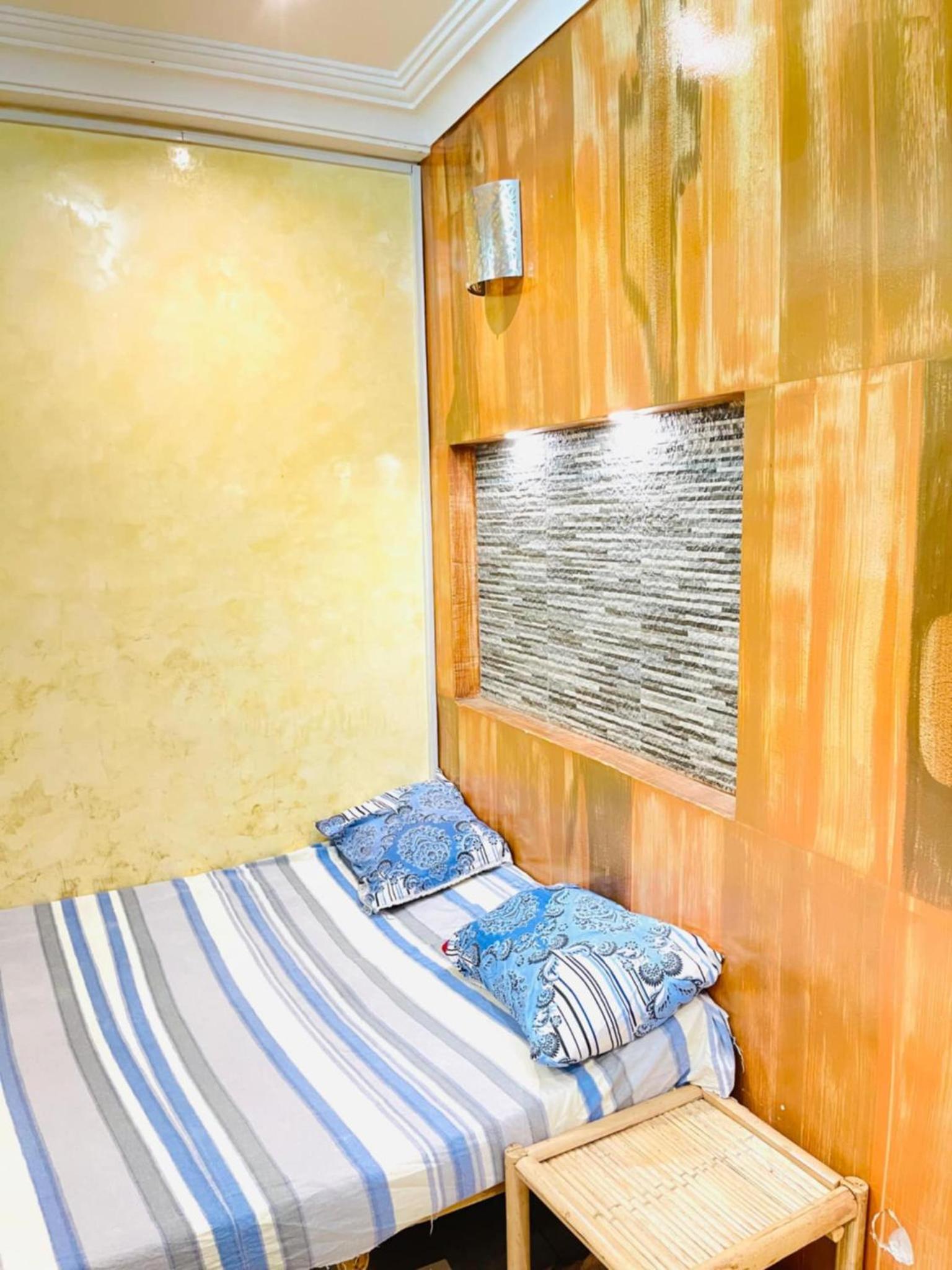 Luxury furnished room No1 view 5