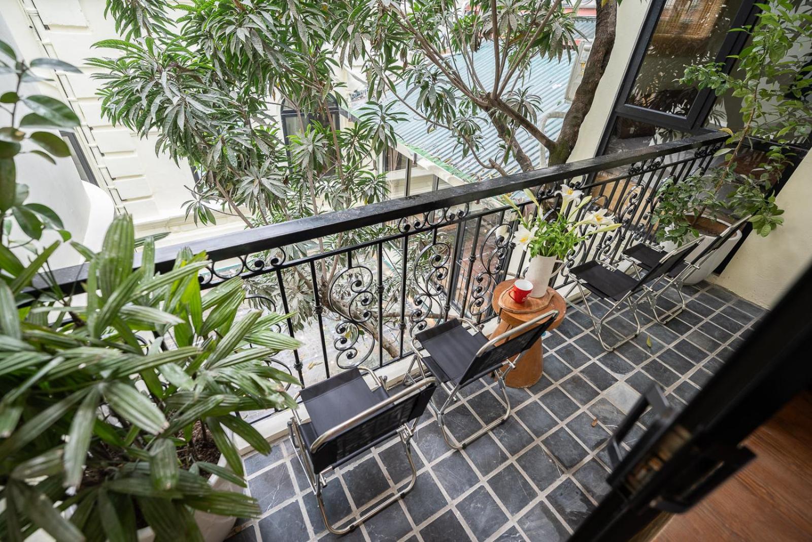 HIDDEN PARADISE Building in OLD TOWN