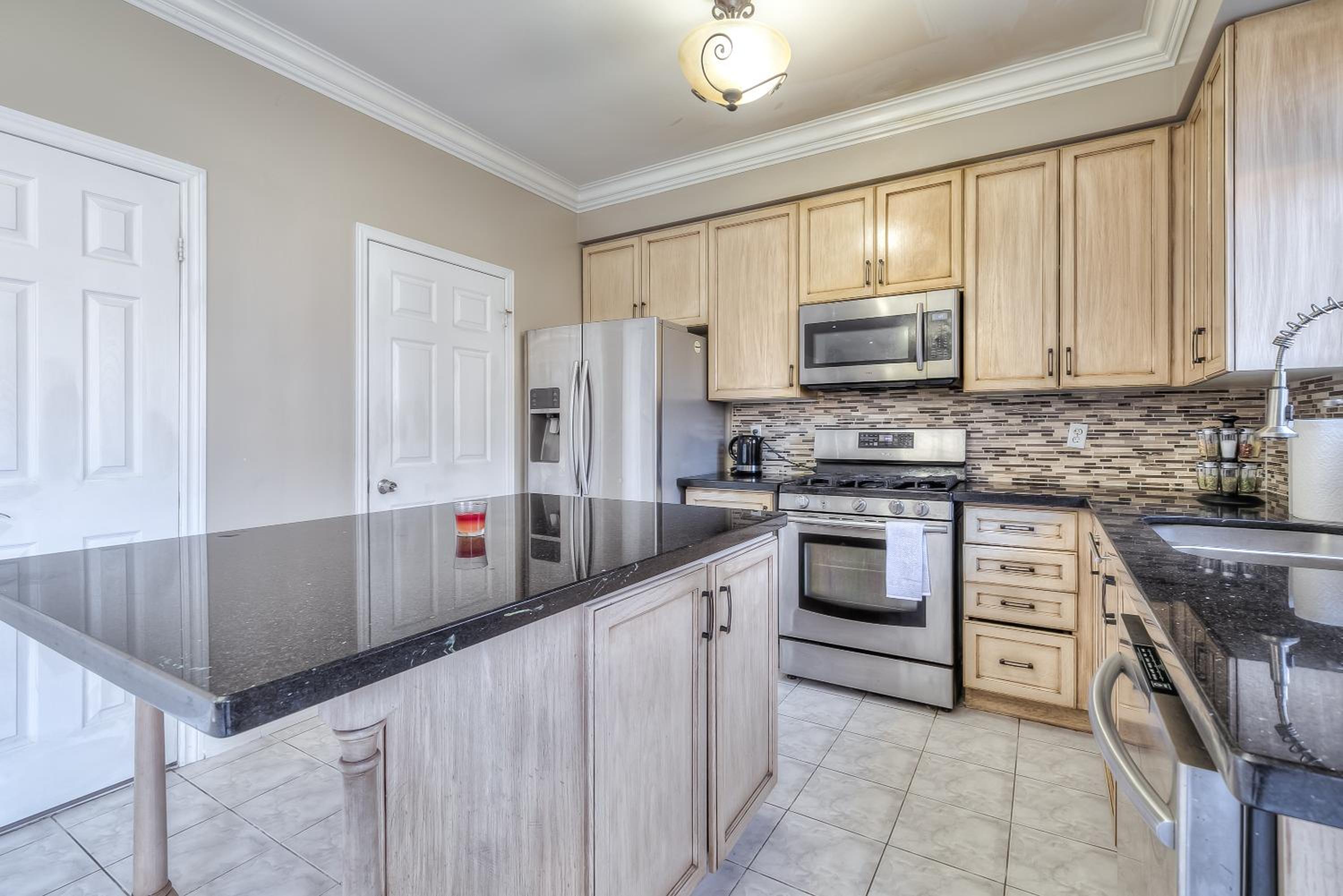 Premium 4BR Villa in Ajax