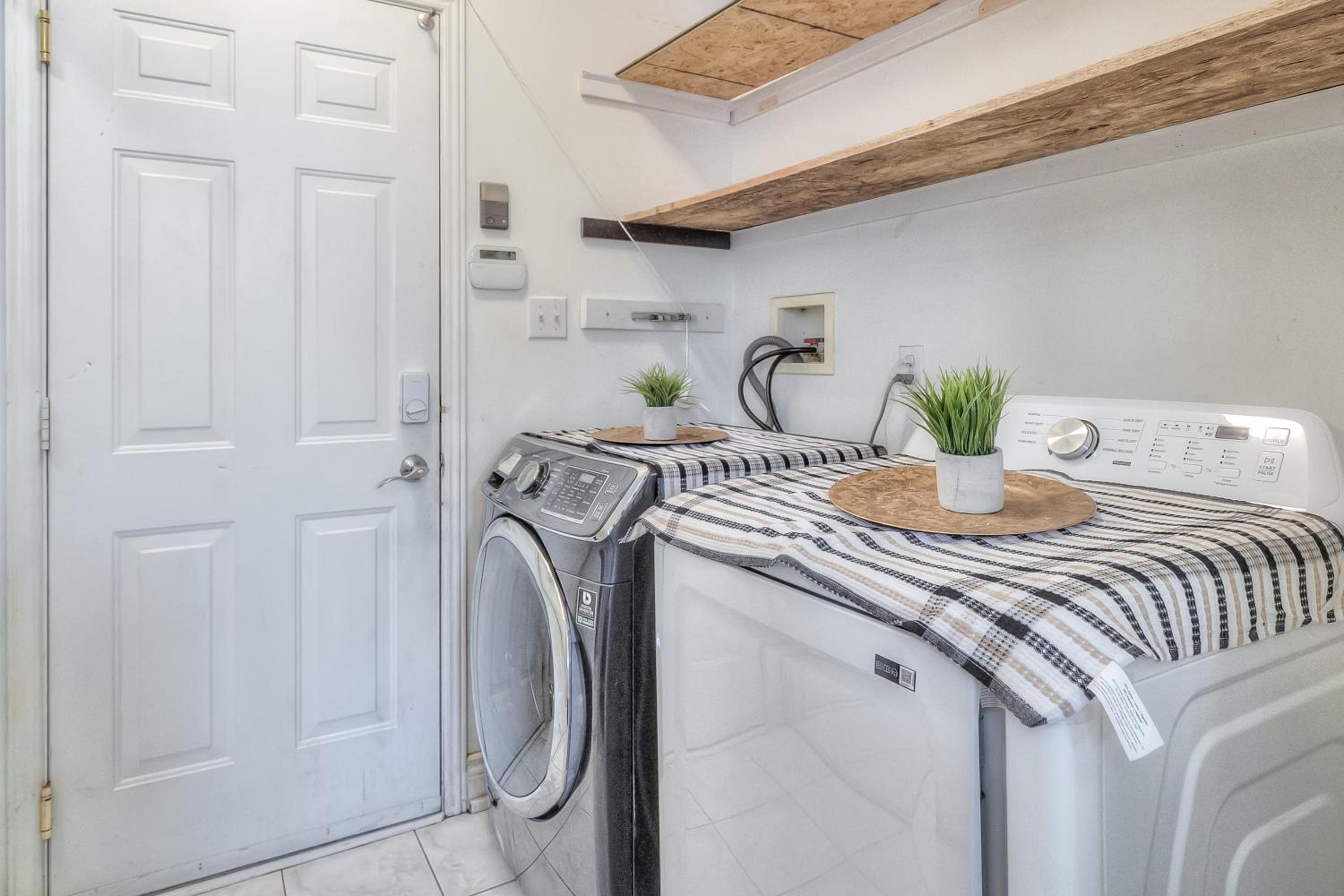 Premium 4BR Villa in Ajax