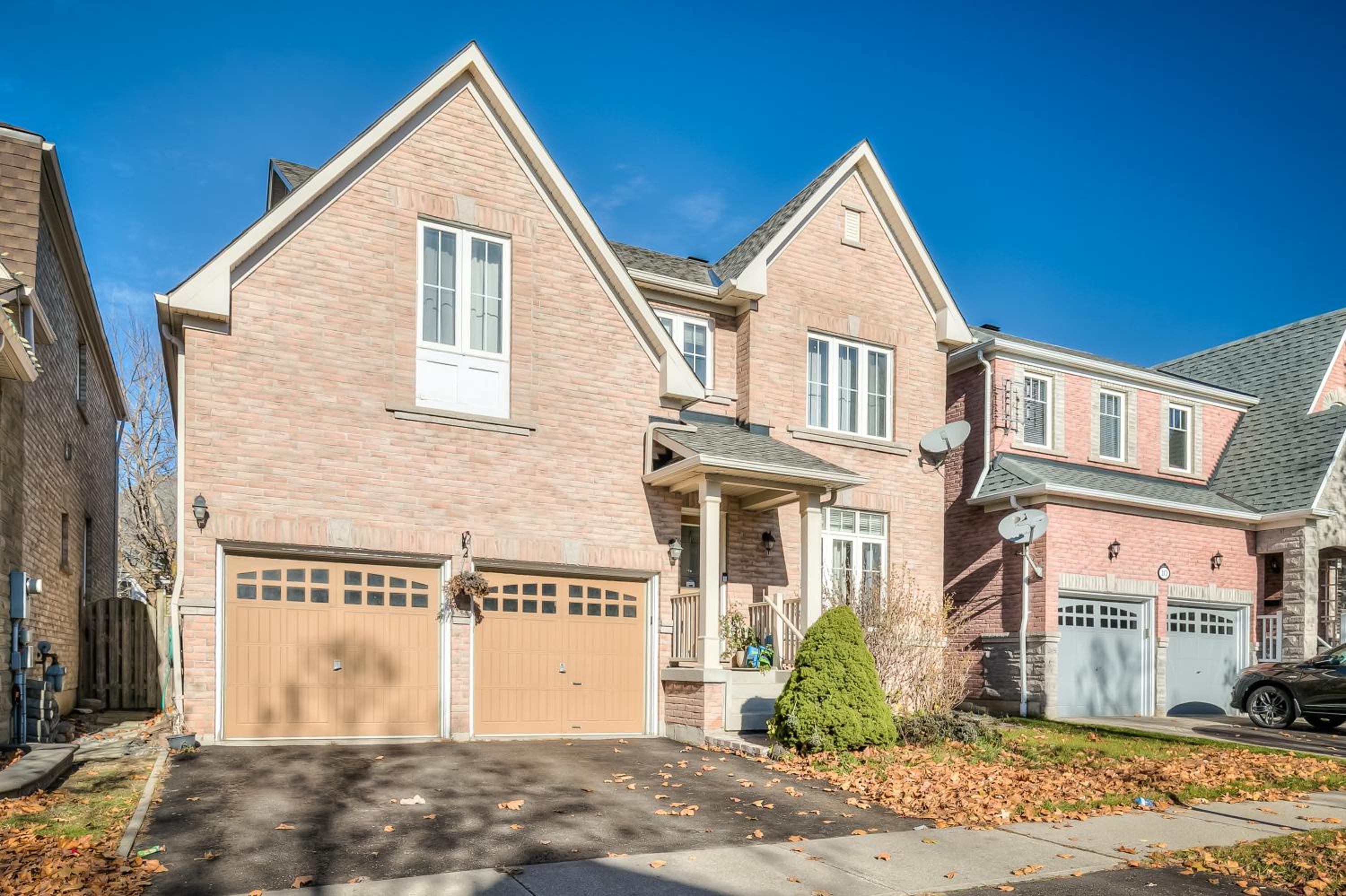 Premium 4BR Villa in Ajax