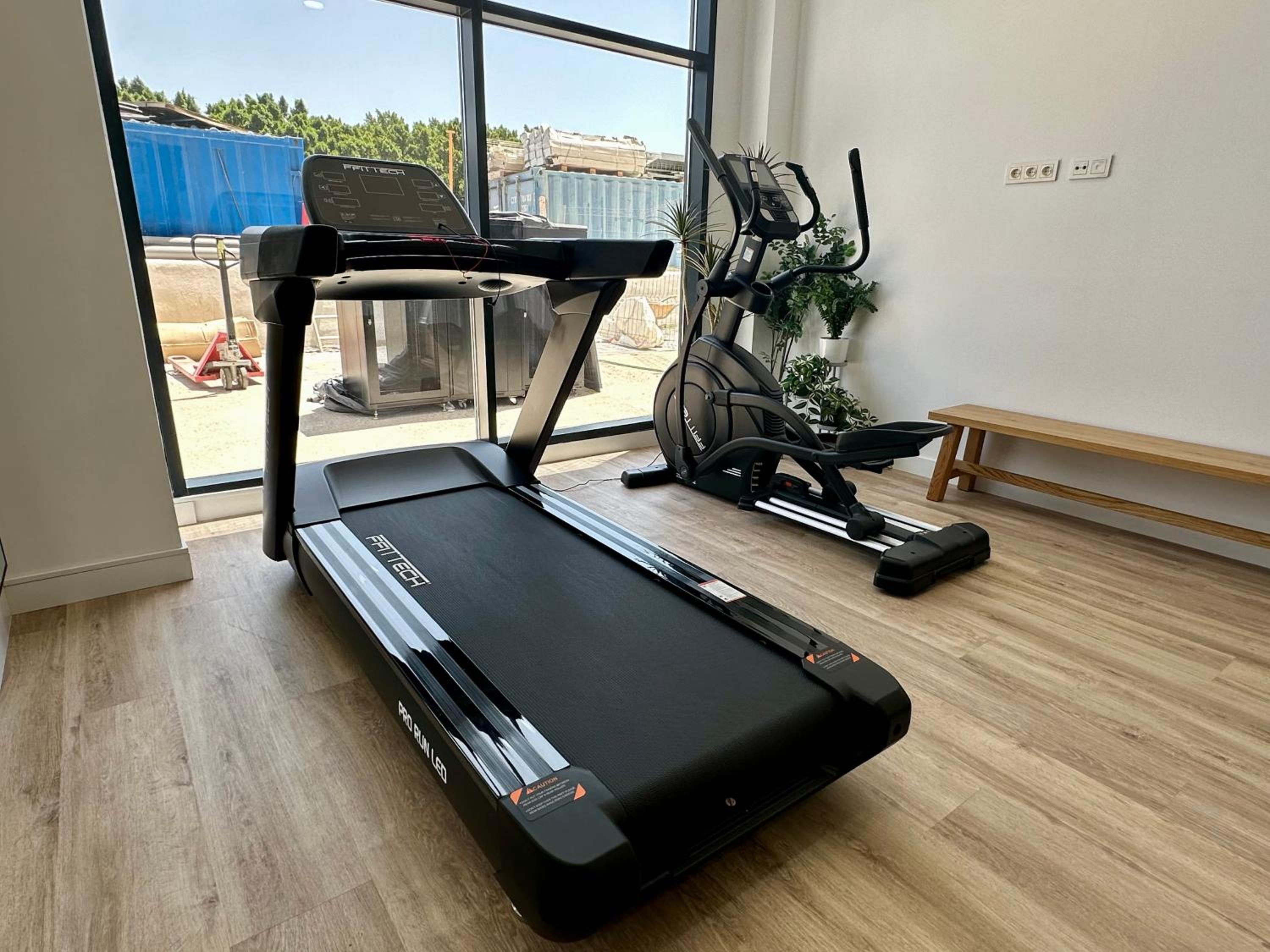 Malaga Urban Sky 3 bed apartment 22K
