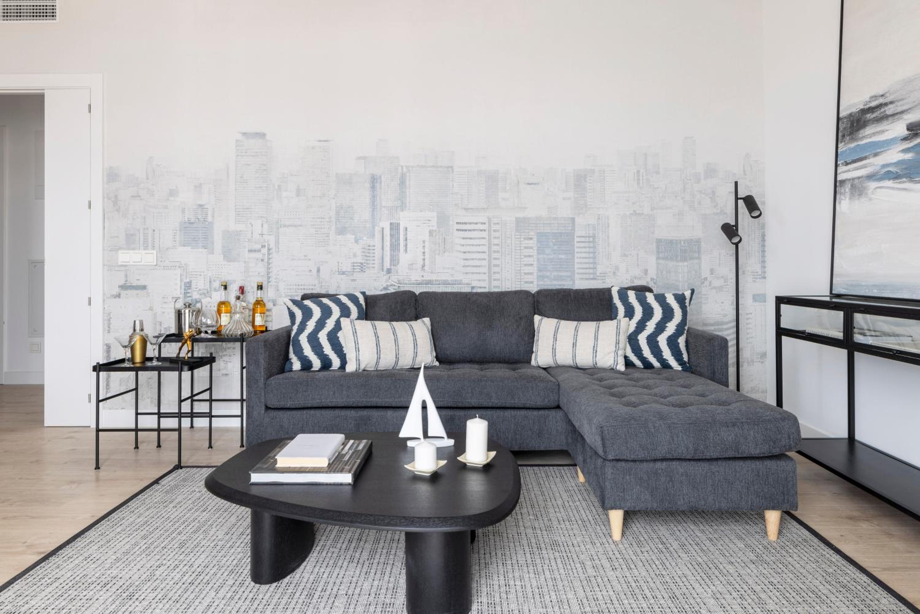 Malaga Urban Sky 3 bed apartment 22K