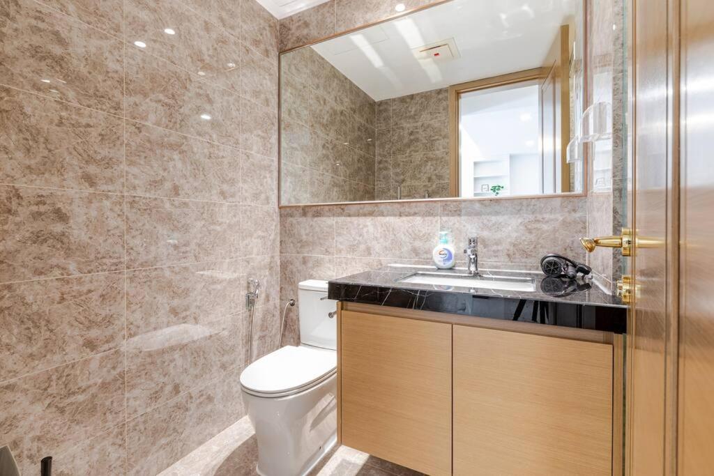 SeaView R&F 4pax-1BR 10mis to CIQ JBSentral CitySquare