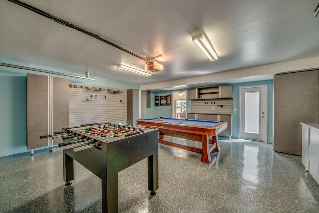 Villa Key West by CoralVilla, Top 2 Story Villa, pool, game room view 3