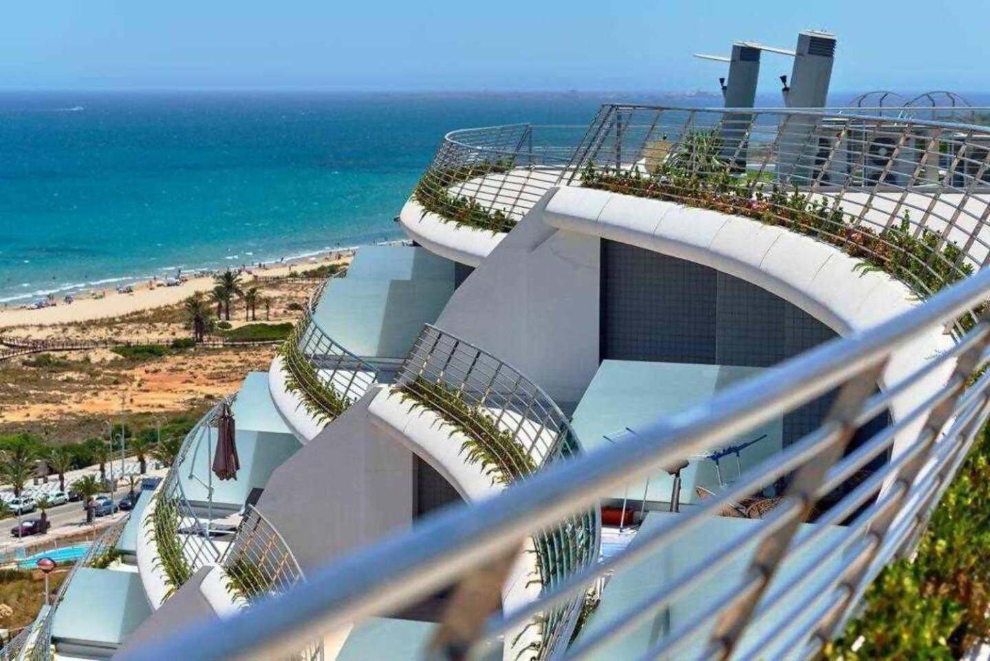 Exclusivo apartamento frente al mar en Infinity