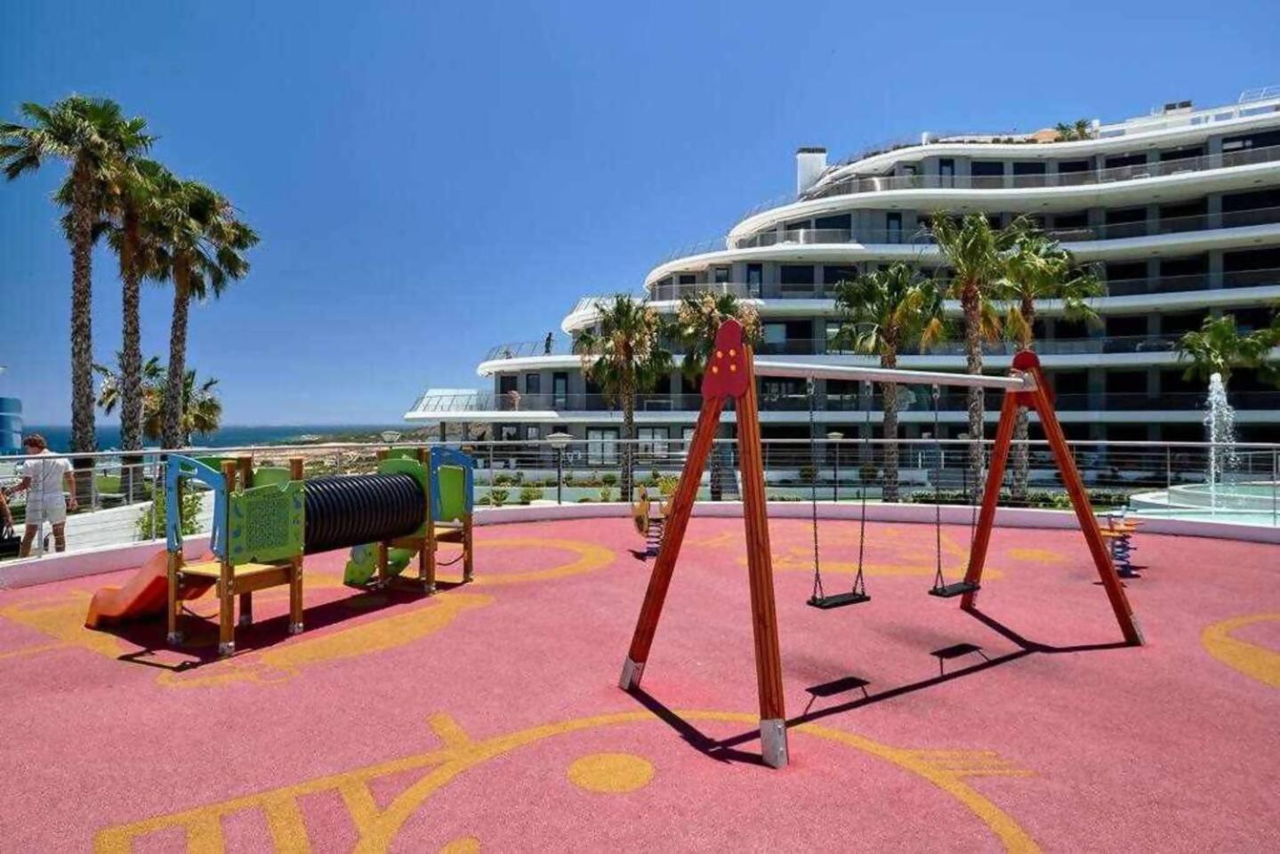 Exclusivo apartamento frente al mar en Infinity