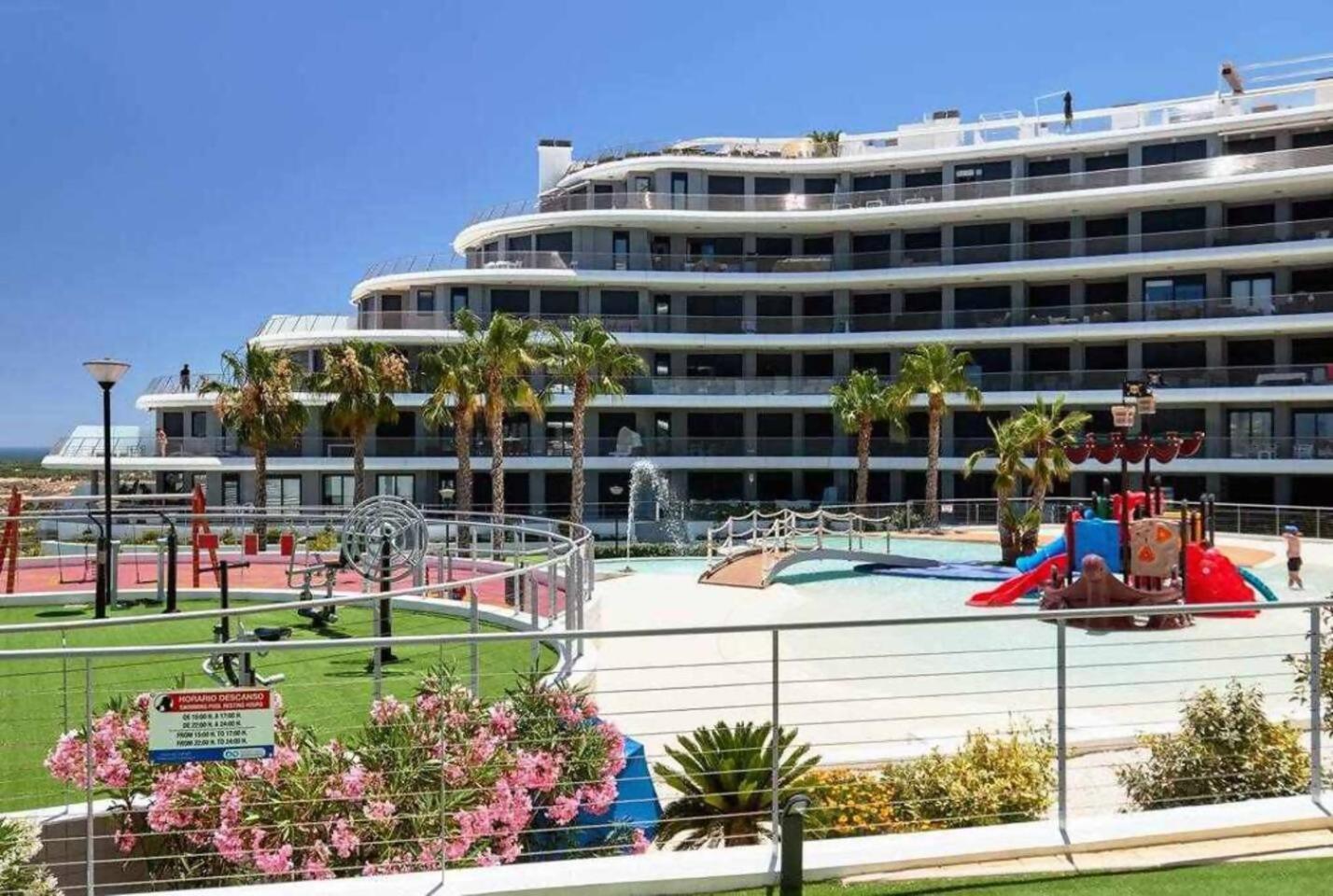 Exclusivo apartamento frente al mar en Infinity