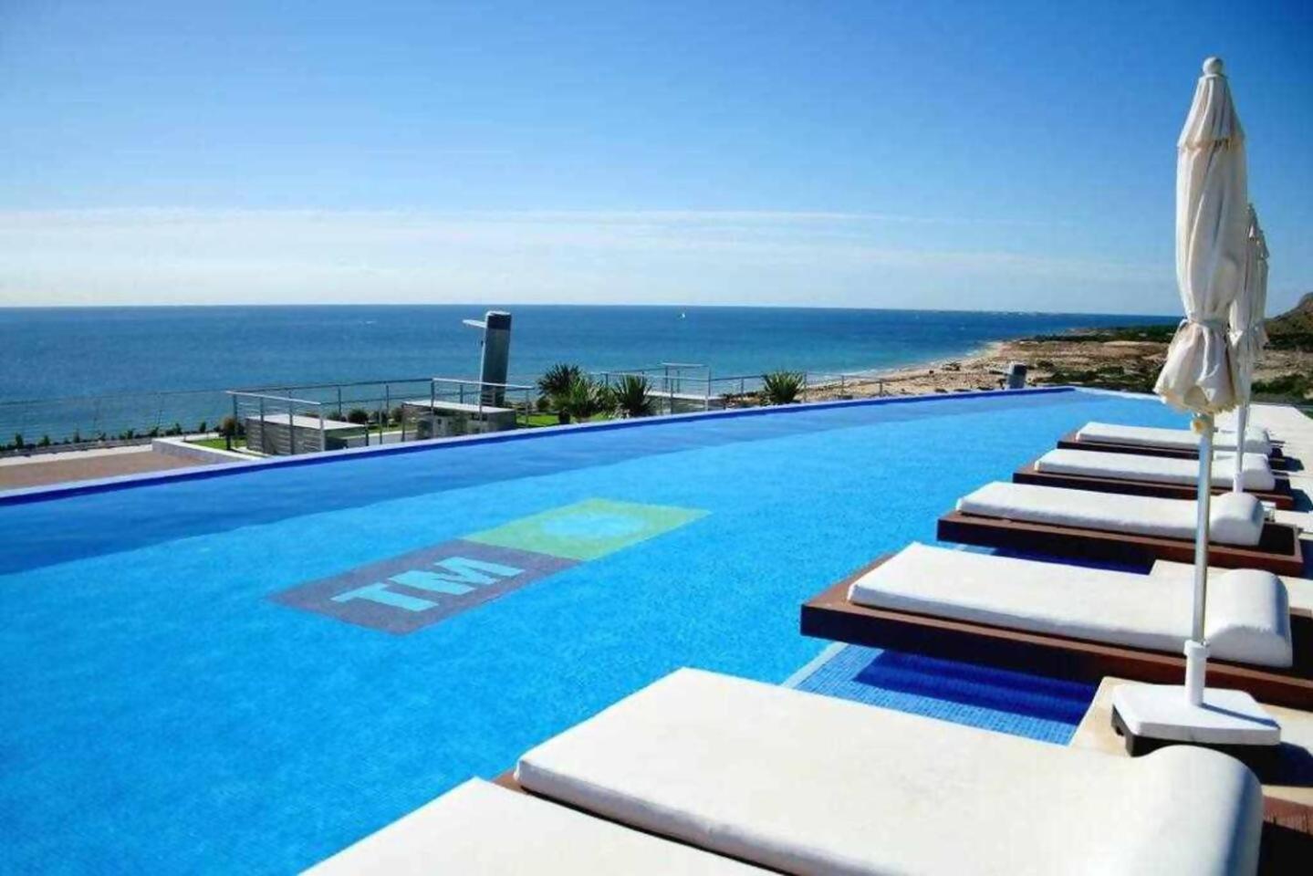 Exclusivo apartamento frente al mar en Infinity