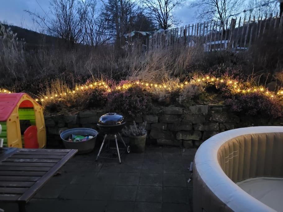 Ferienwohnung Landidyll, Whirlpool, Minipigs, Ponys, Familien
