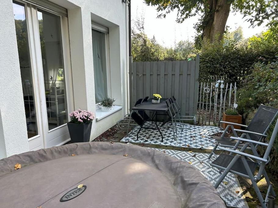 Ferienwohnung Landidyll, Whirlpool, Minipigs, Ponys, Familien