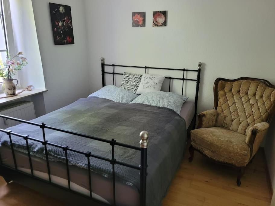 Ferienwohnung Landidyll, Whirlpool, Minipigs, Ponys, Familien