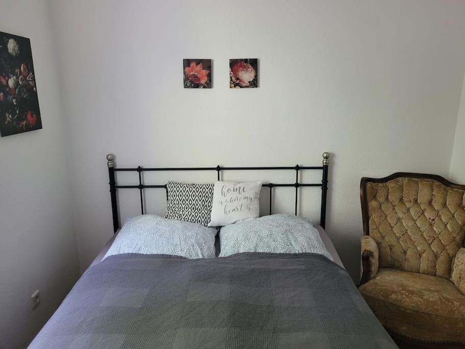 Ferienwohnung Landidyll, Whirlpool, Minipigs, Ponys, Familien