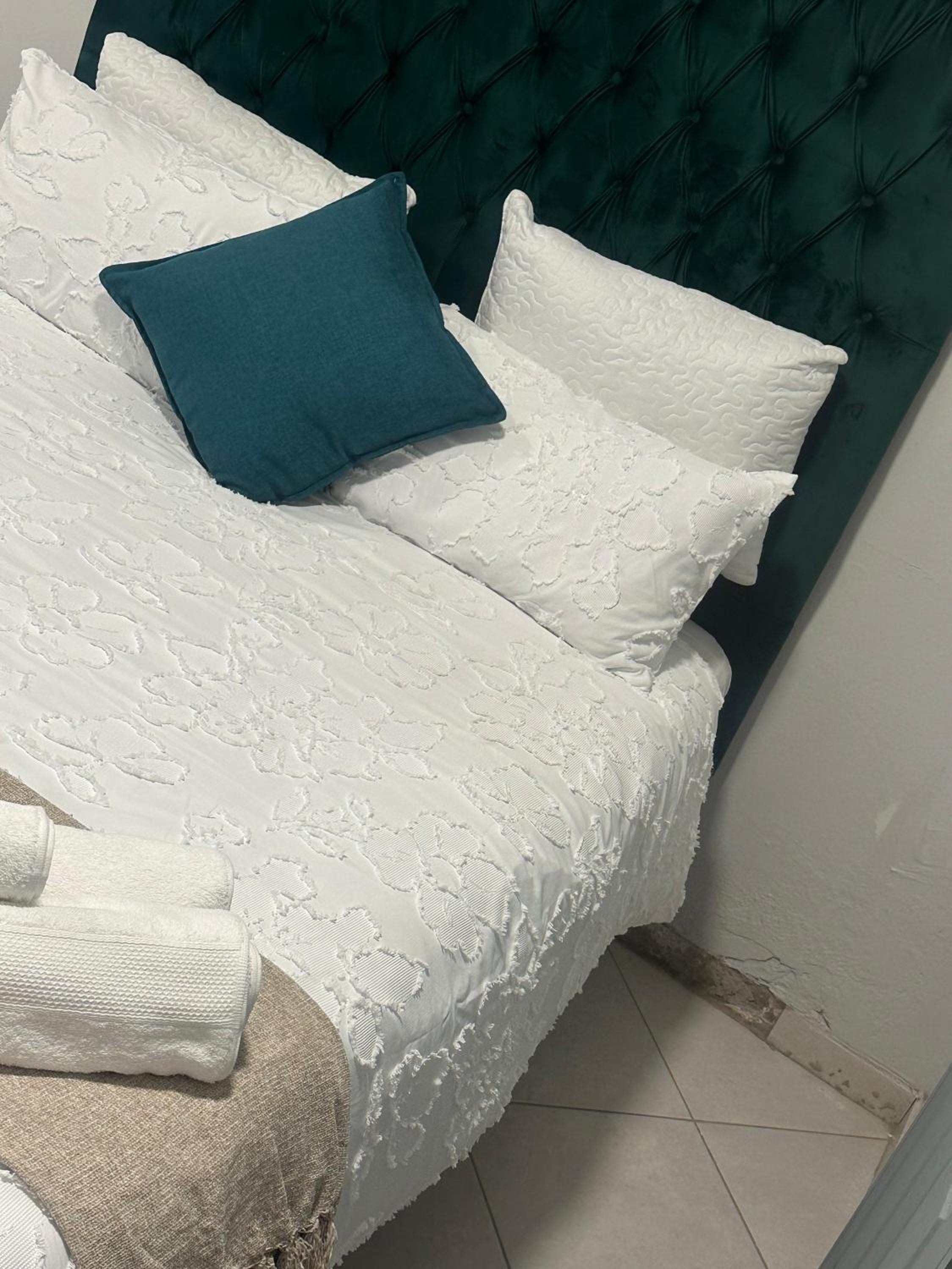 Safaya Inn