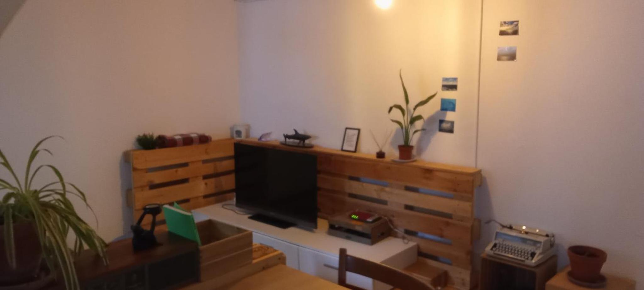 kleines ruhiges Dachzimmer