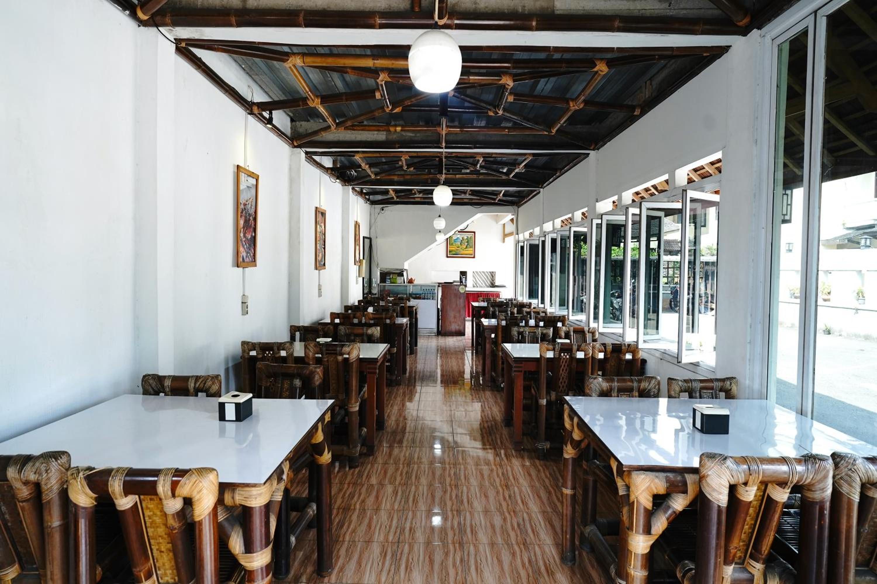 Saung Balibu Hotel, Lembang - 21