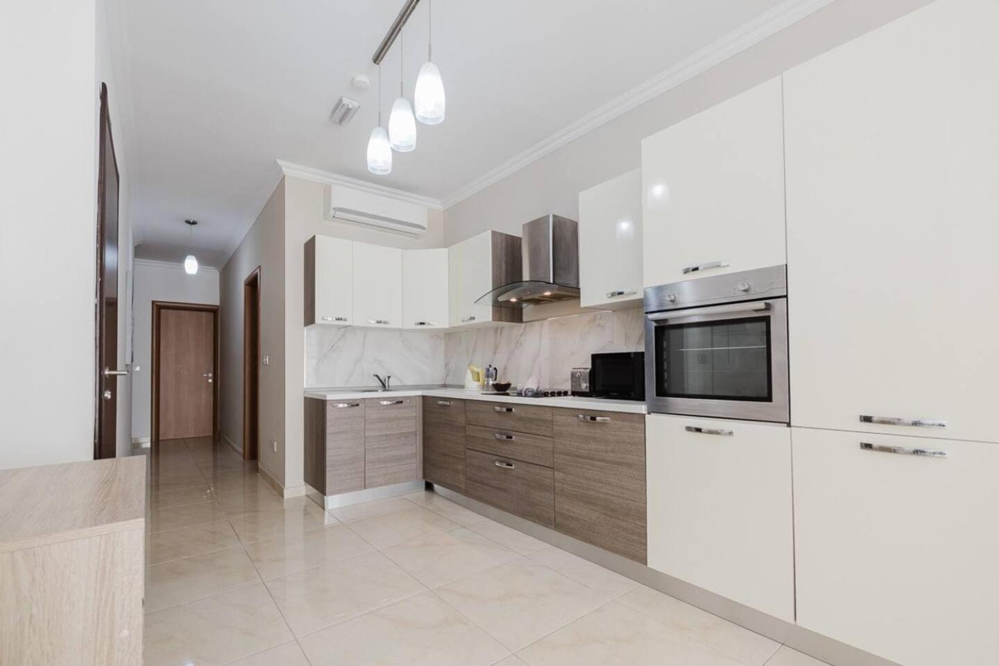 Cosy apartment 2BED in Paceville by Homely photo 2