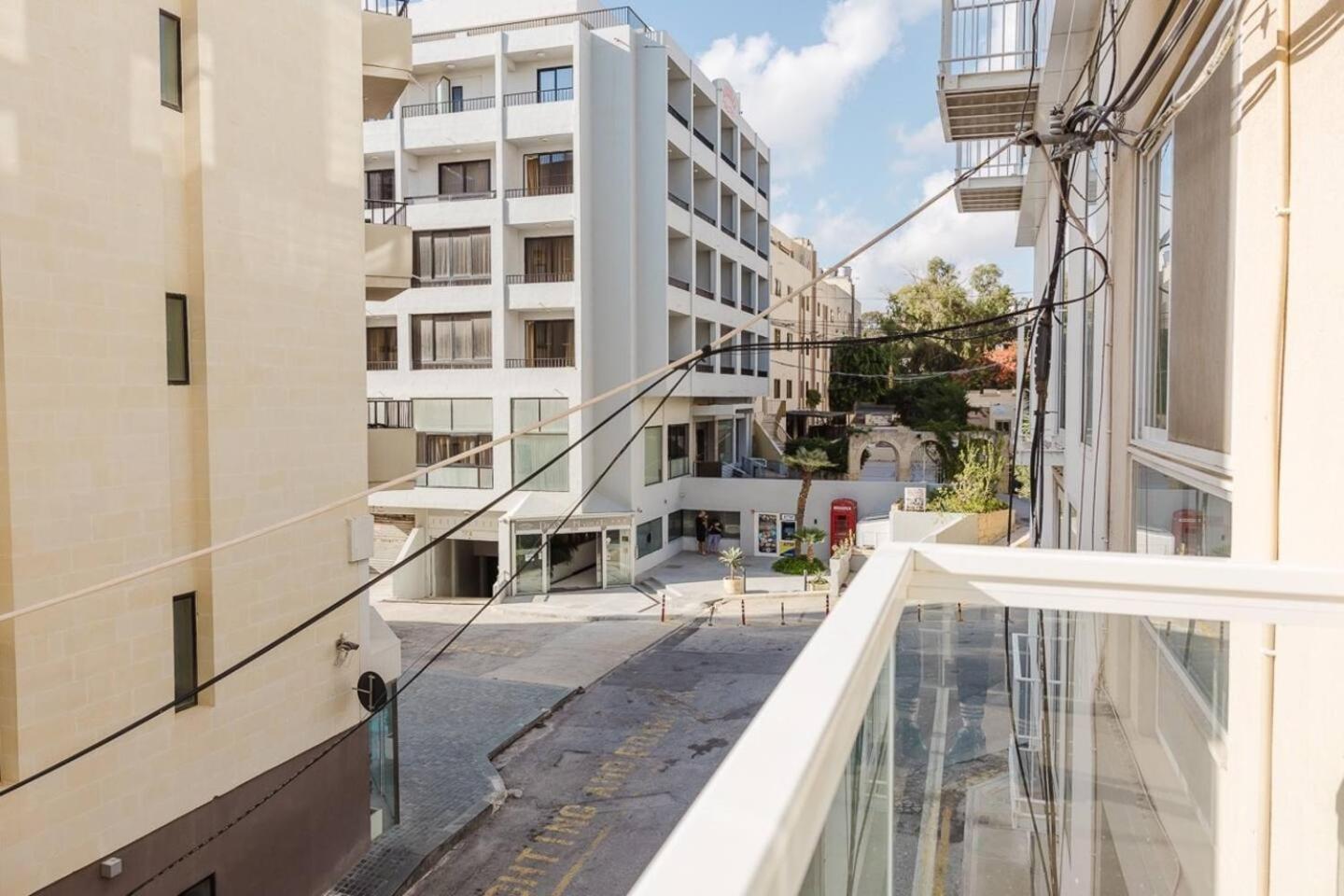 Cosy apartment 2BED in Paceville by Homely photo 5