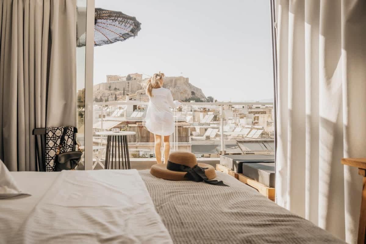 Sunlit Suite with Jacuzzi & Acropolis View