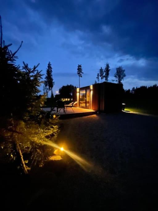 REZi Cabin