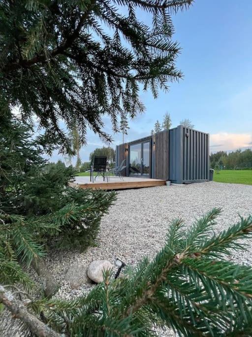 REZi Cabin