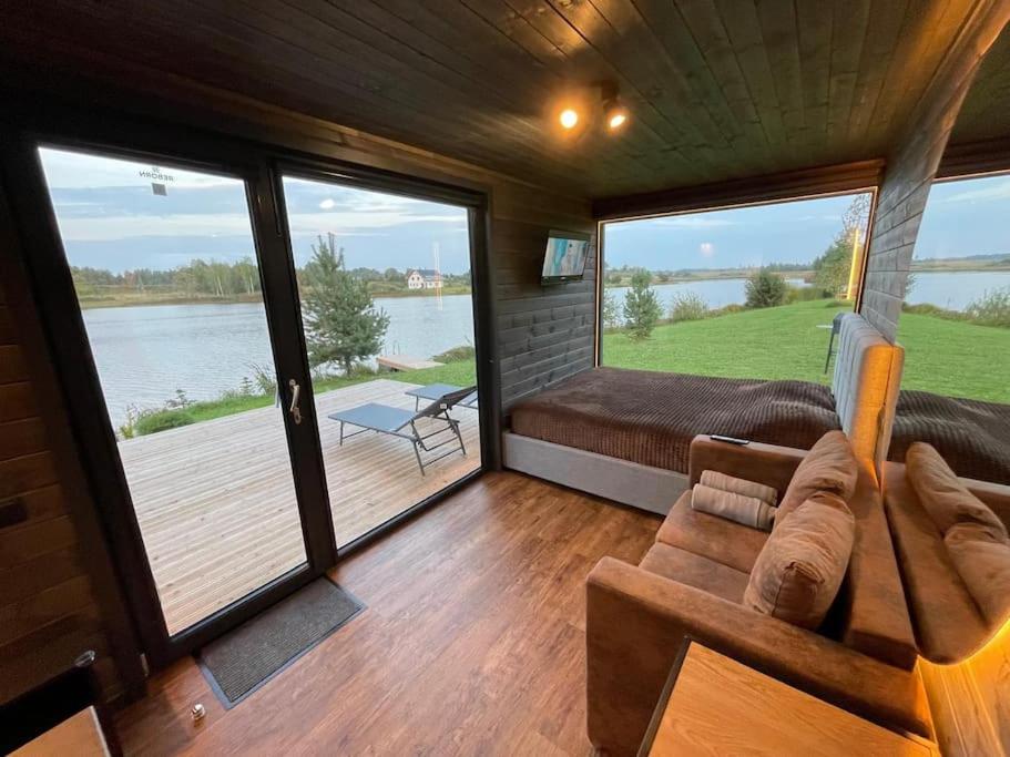 REZi Cabin