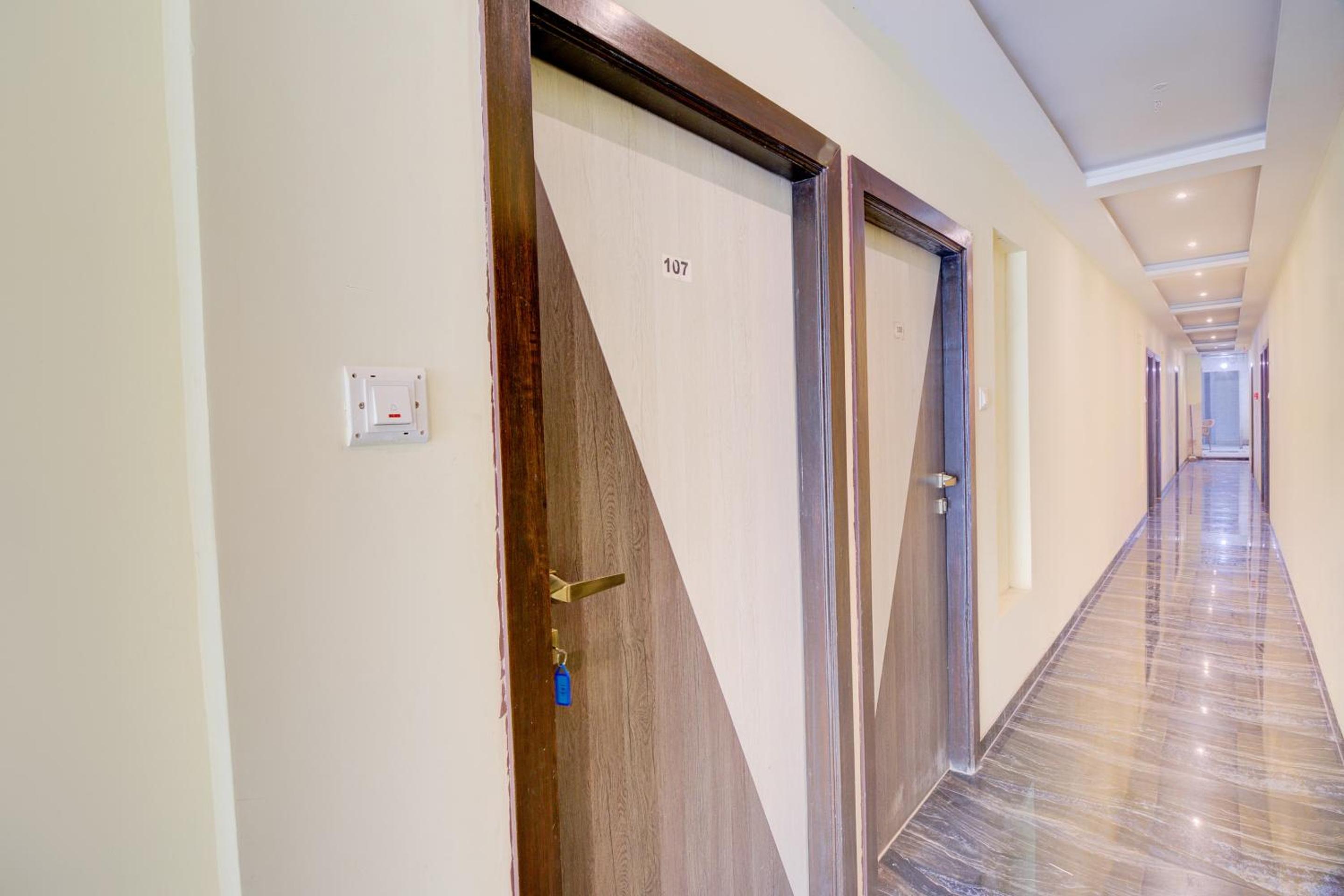 Hotel O Royal Orbit