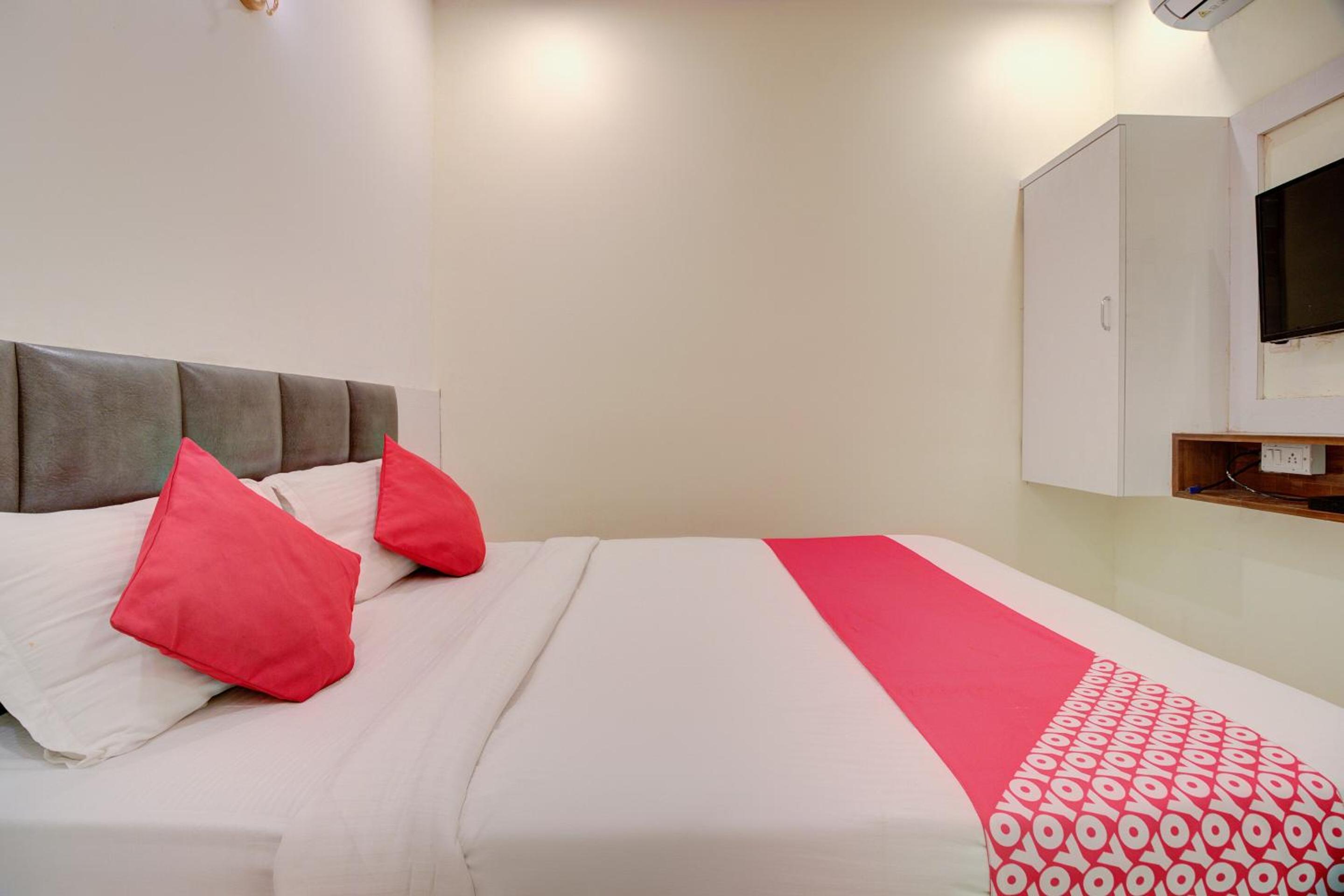 Hotel O Royal Orbit