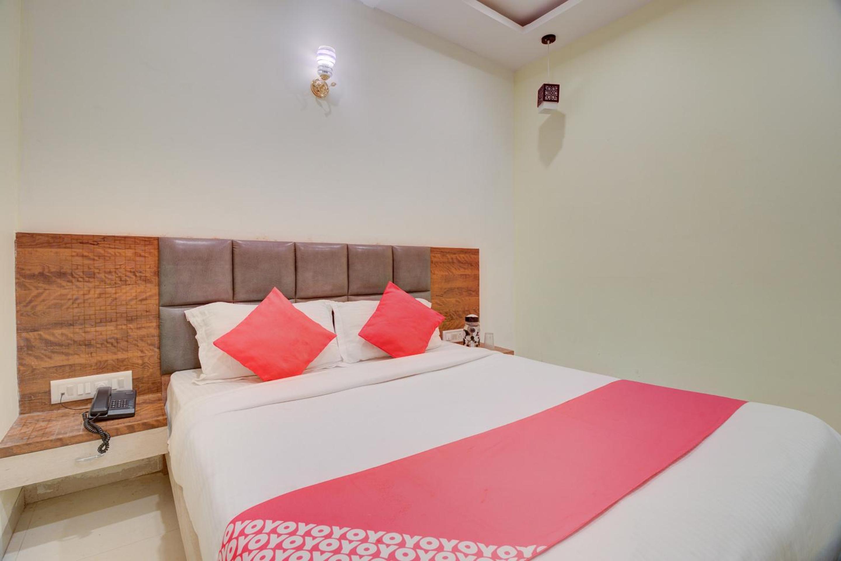 Hotel O Royal Orbit