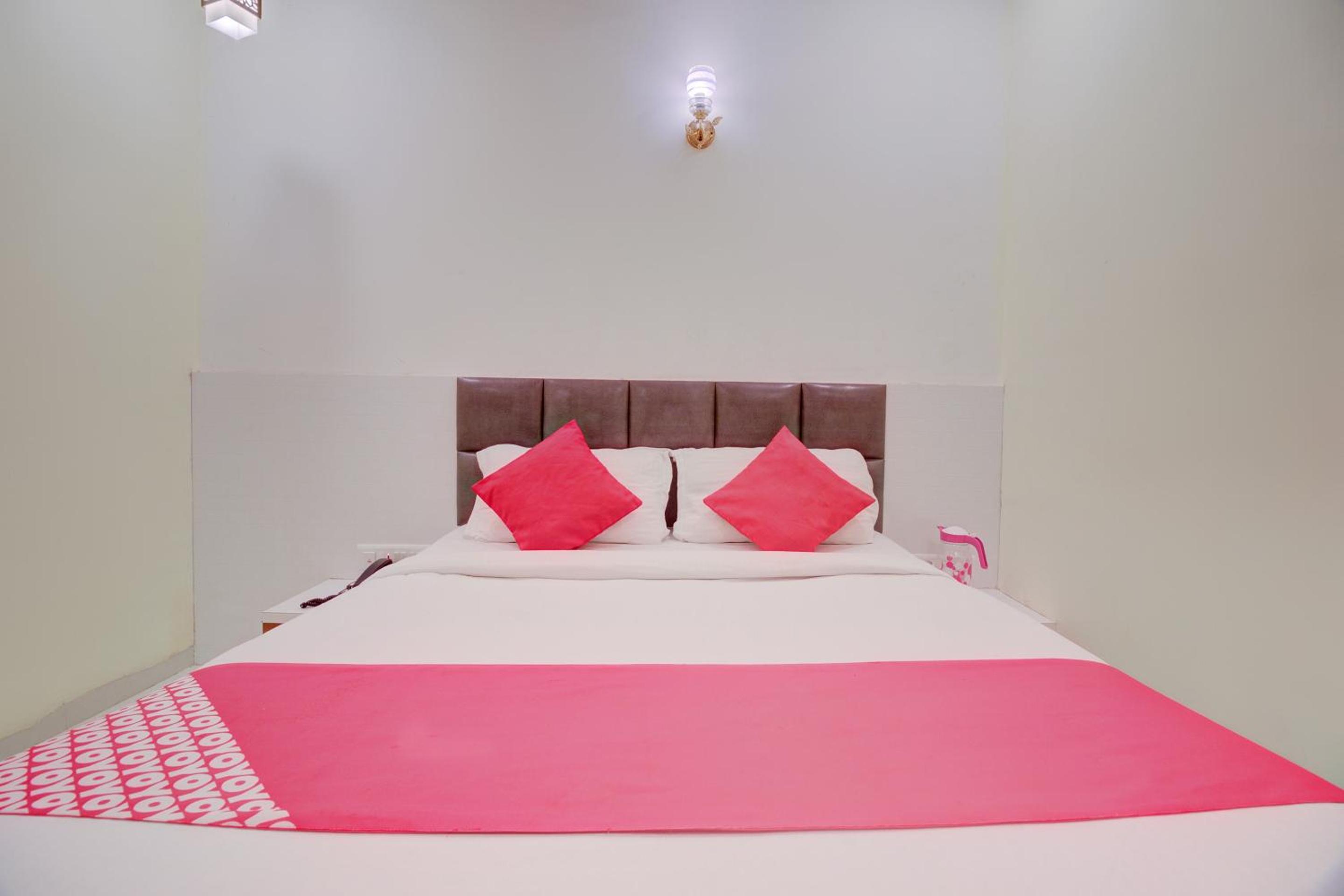 Hotel O Royal Orbit
