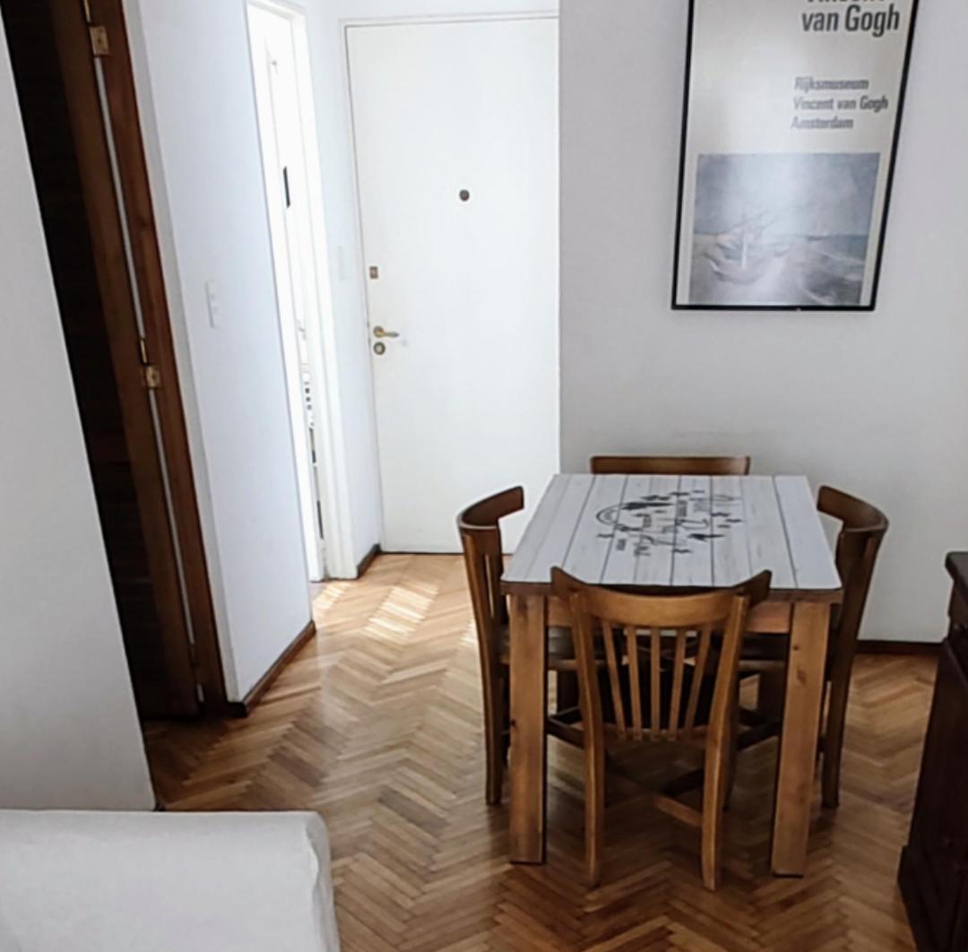 Santa Fe Av apartment for 4 persons in Recoleta