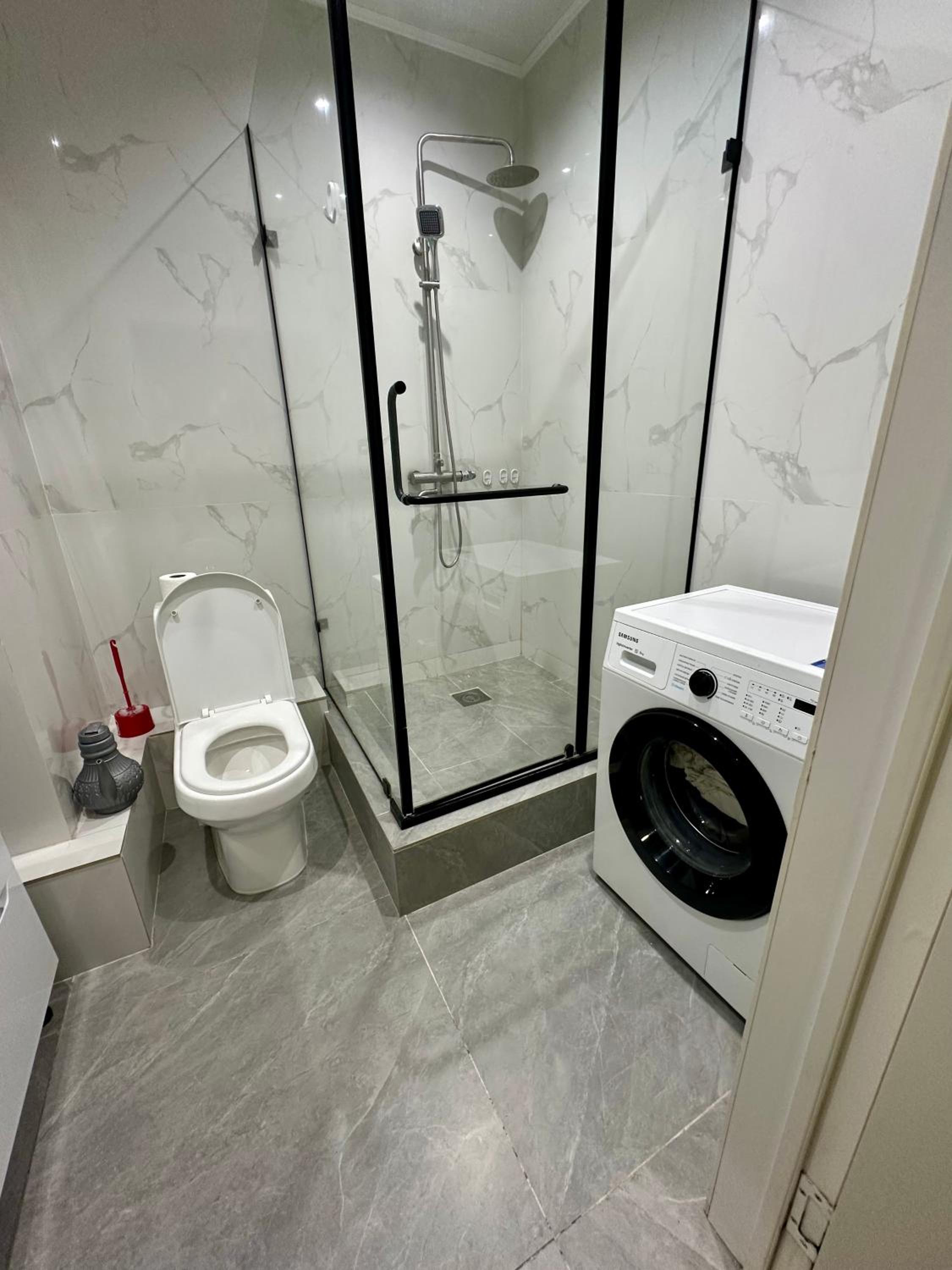 Photo 9