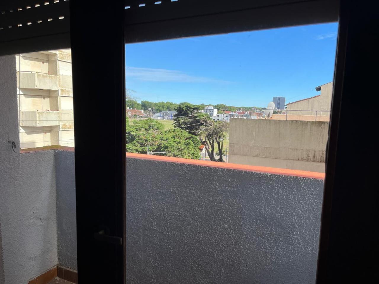El Dorado Deptos a una cuadra del mar