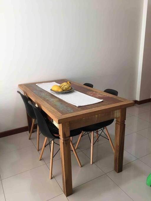 Lindo e completo apartamento novo Campeche