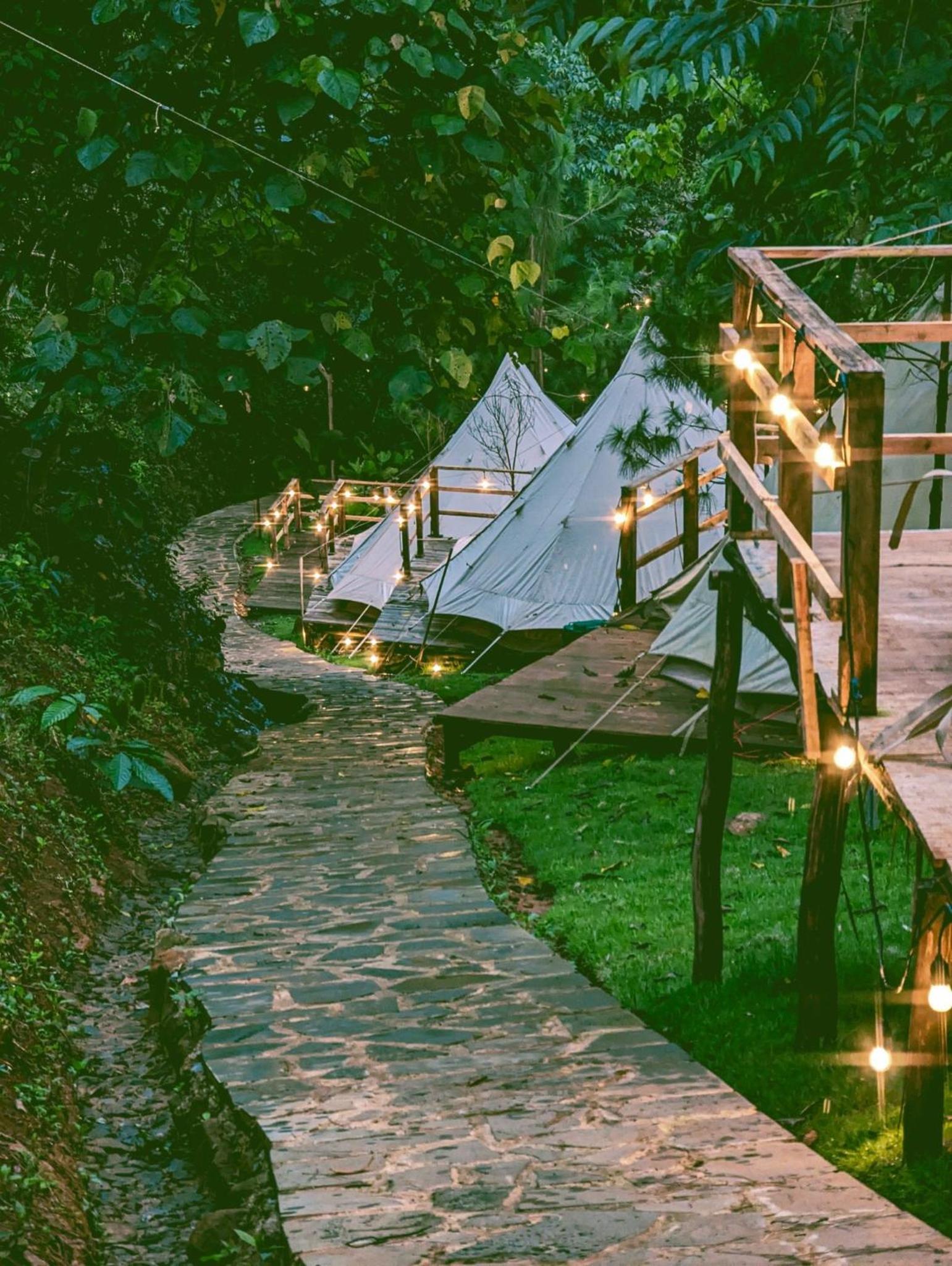 Zenda Glamping