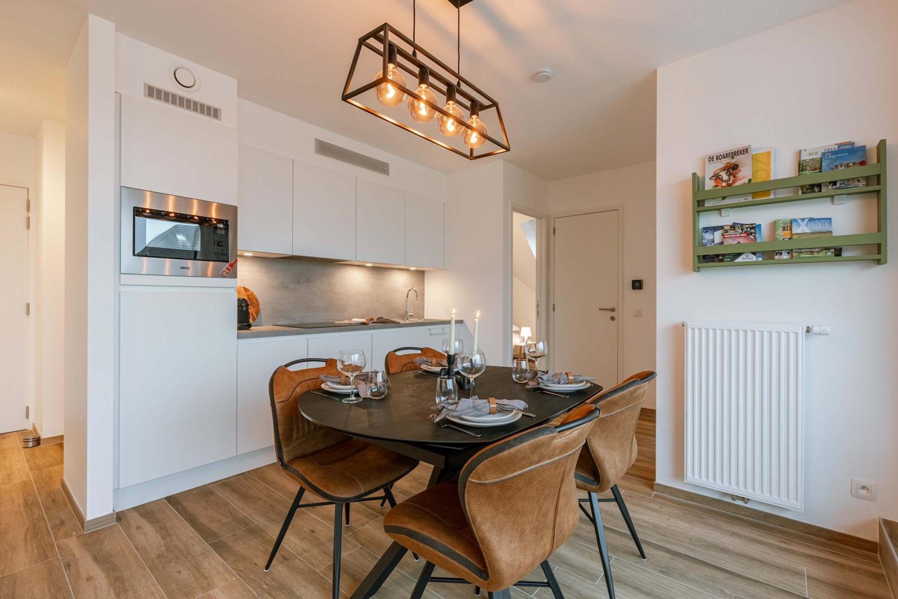 Cozy beach apartment in Middelkerke for 5 guests bright living space with terrace