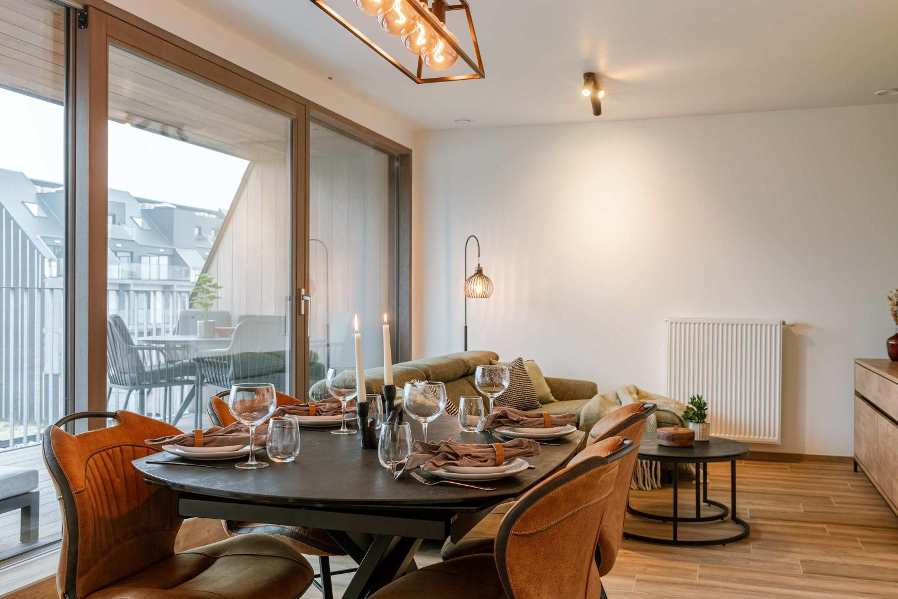 Cozy beach apartment in Middelkerke for 5 guests bright living space with terrace