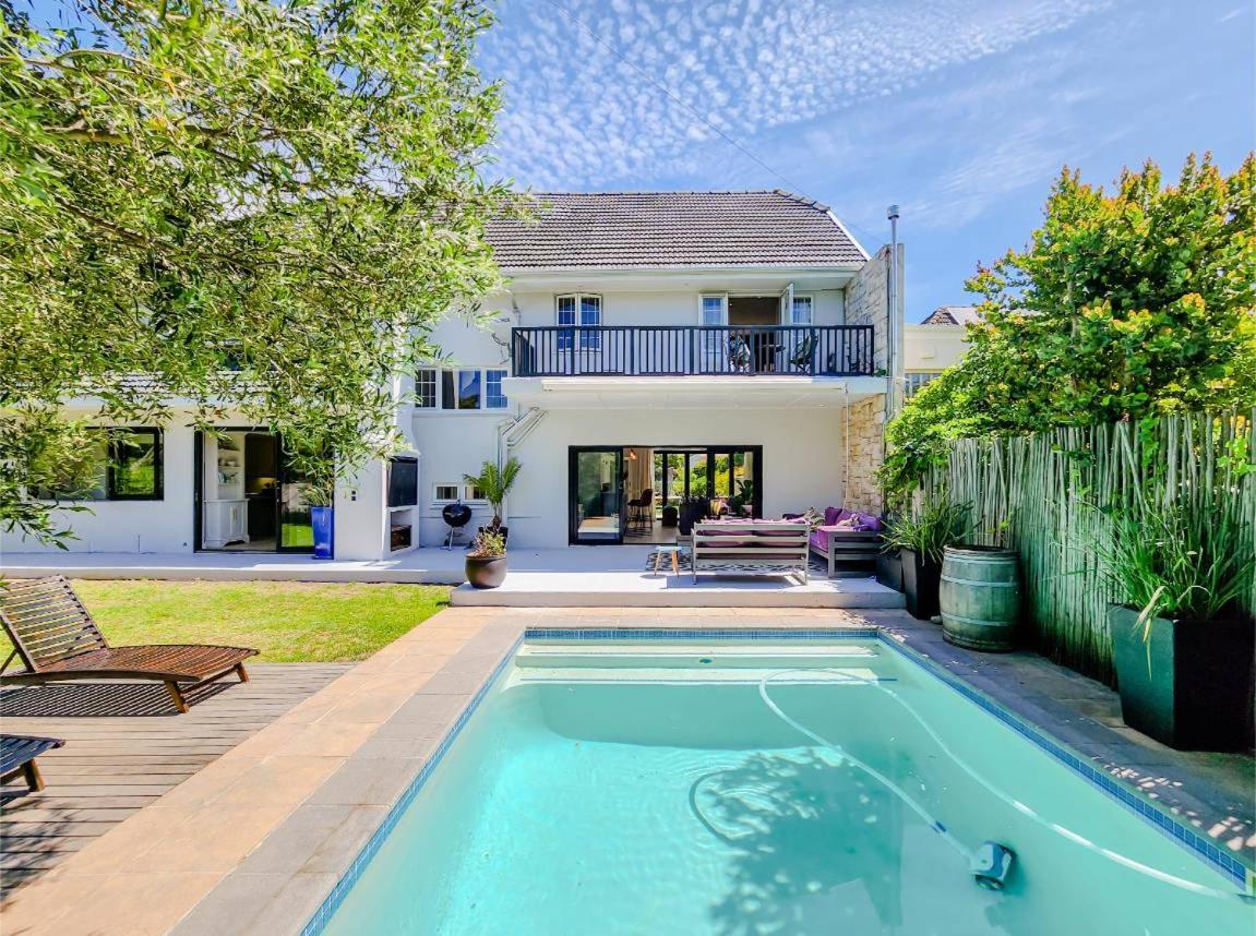 Lavenham 5 Bedroom, Rondebosch view 5
