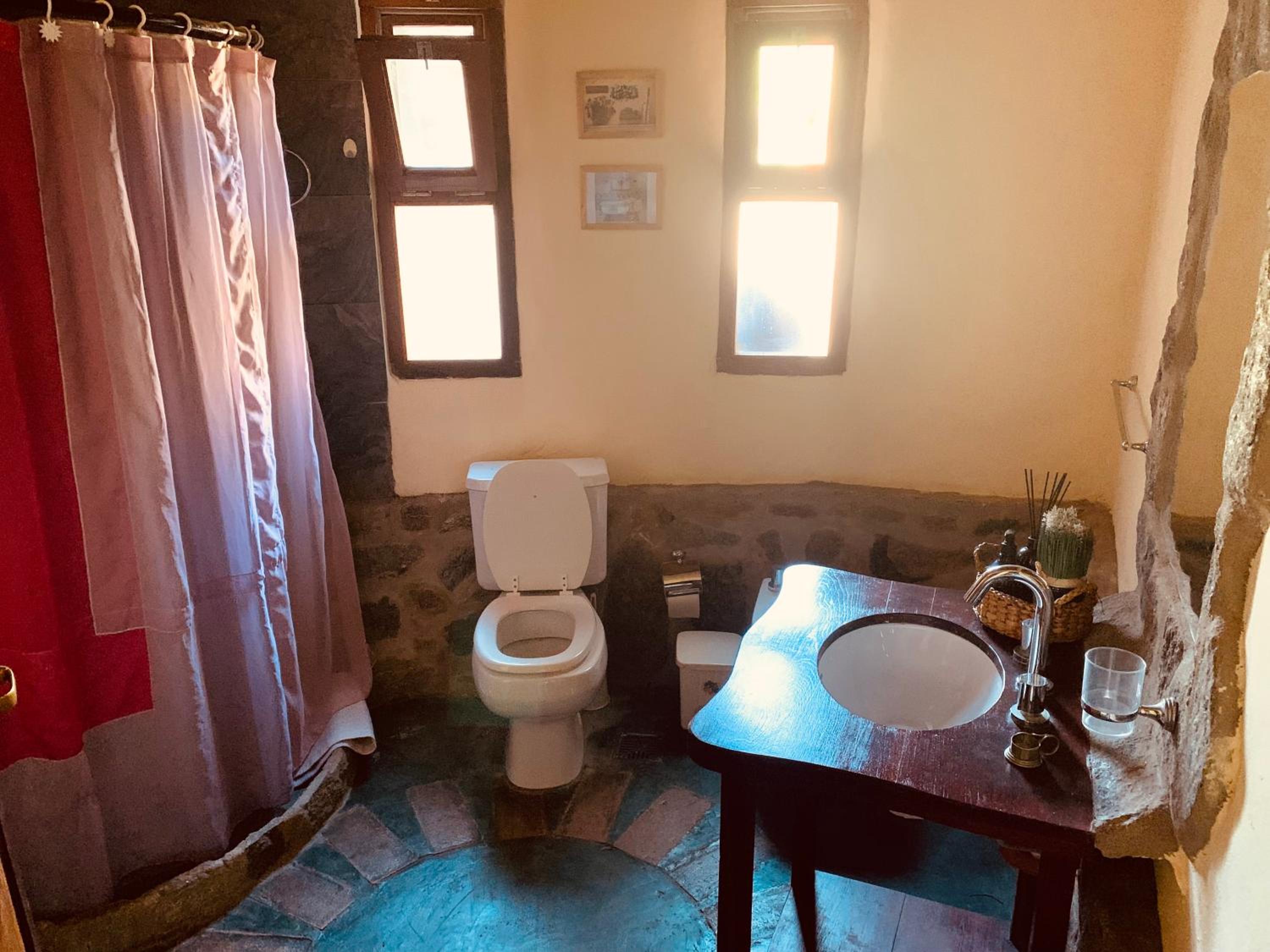 El Lugar