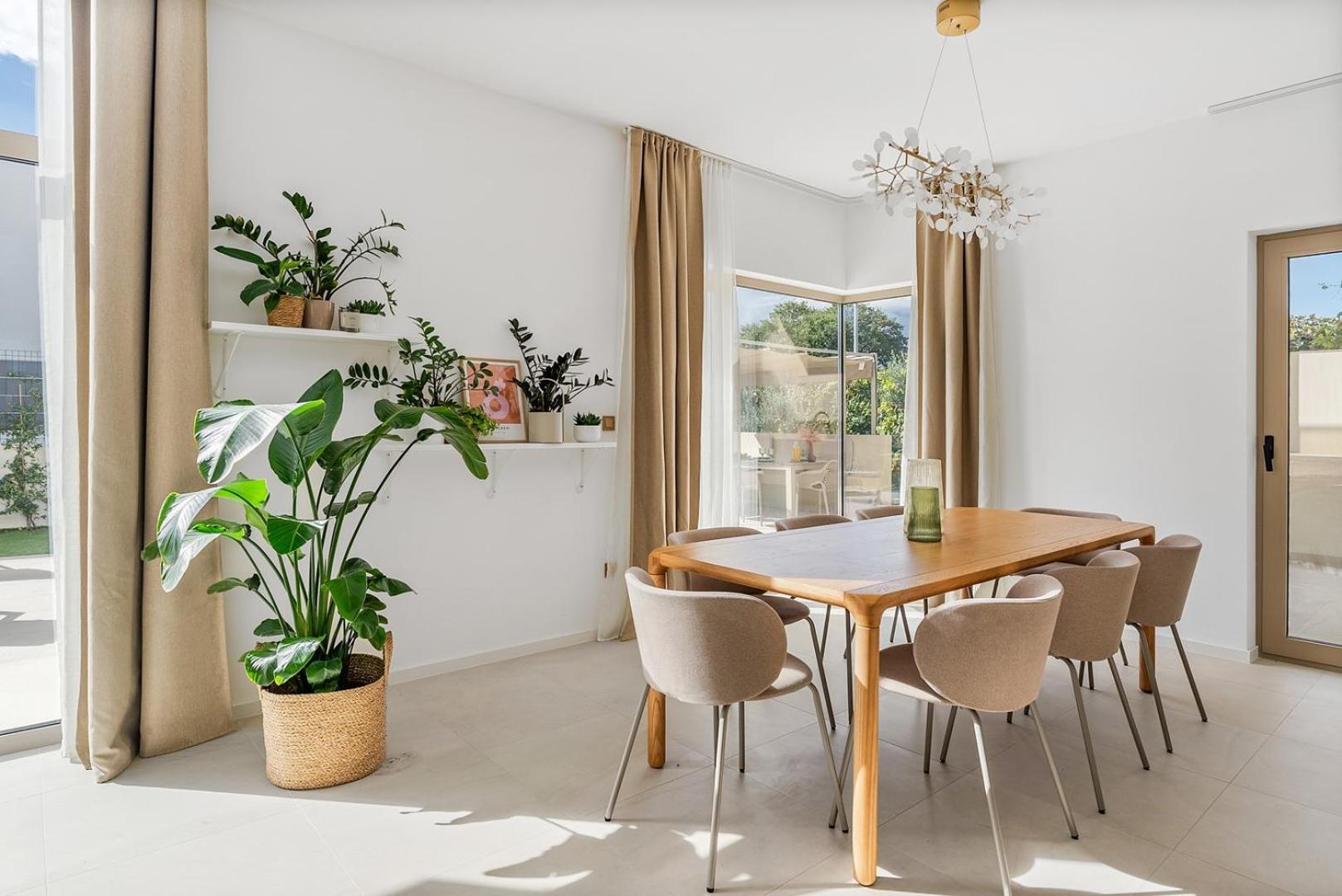 Villa Veluri with 4 bedrooms and heated pool view 3