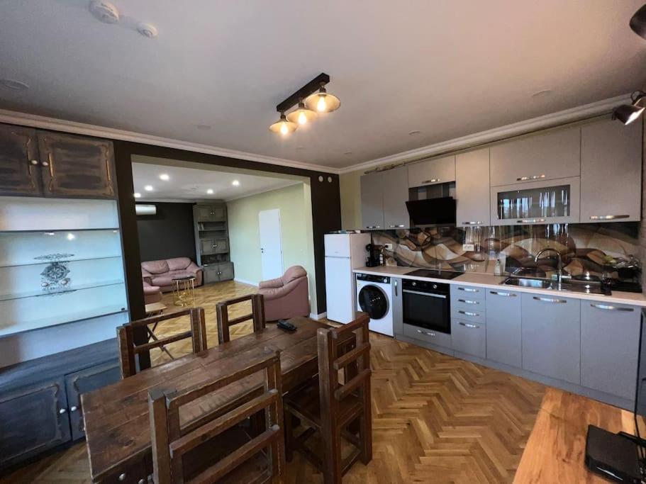 Old Town Bamboo Tree 2 Bedroom